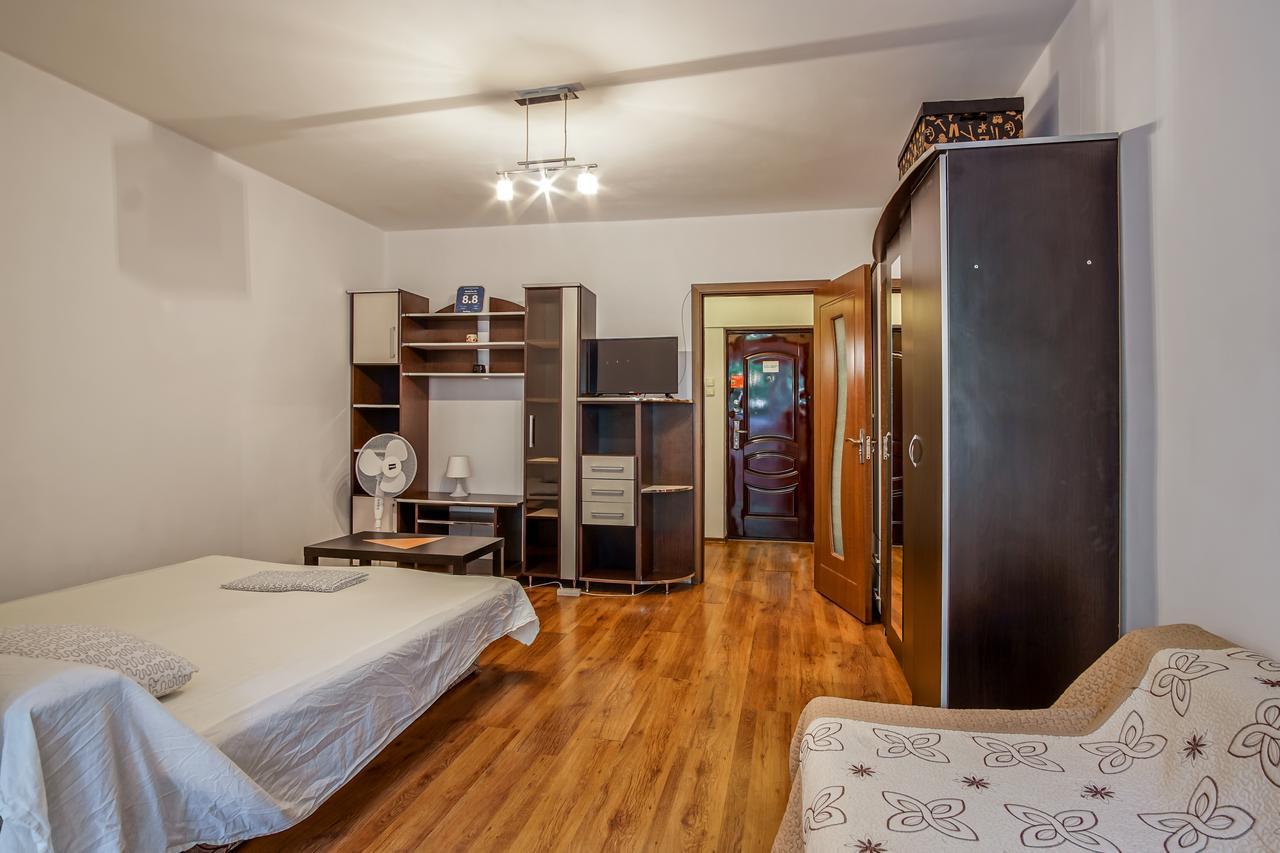 30 Bucarest